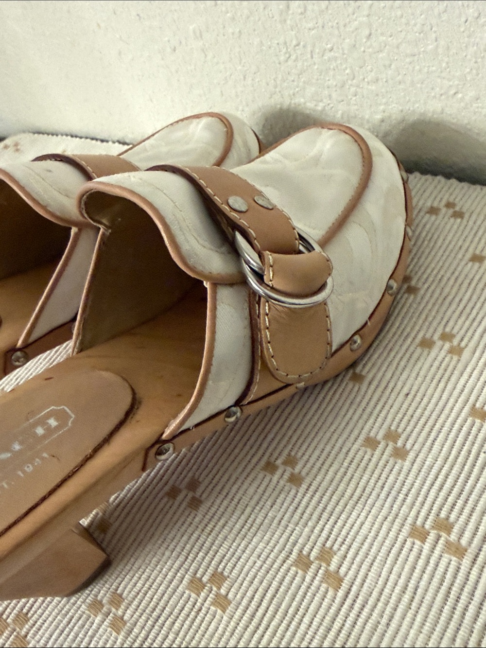 Coach Raina Signature Jacquard Wooden Clogs Mules Tan White Size 7 - Picture 9 of 14